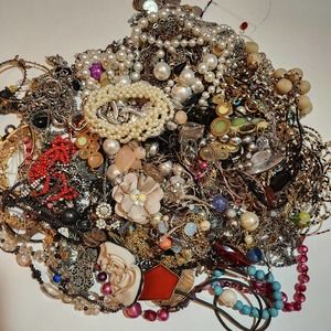 Craft Fashion Jewelry Lot 5+ Pounds Repurpose Parts Pieces Beads Junk Repair